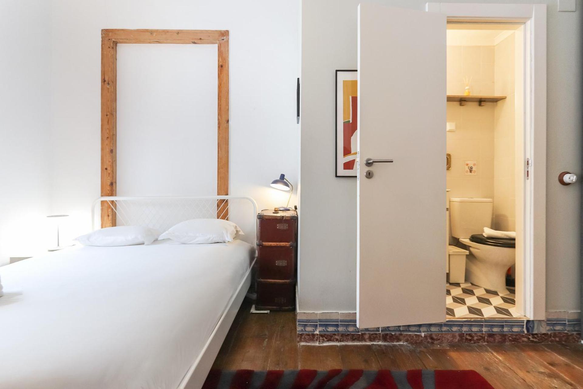 Downtown Vintage Suites By Homing Lisbon Exterior photo